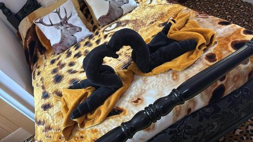 Edwinstowe House | Willow's Cottage