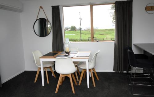 Hamurana House | Willow's End