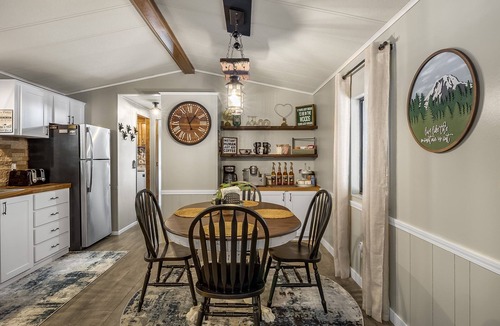 Ashford House | Willow's Hideaway @ Mt. Rainier - Sleeps up to 6
