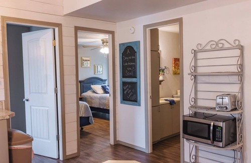 Mead Hotel | Willow Springs Marina