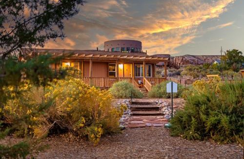 Bluff House | Willow Street Cottages