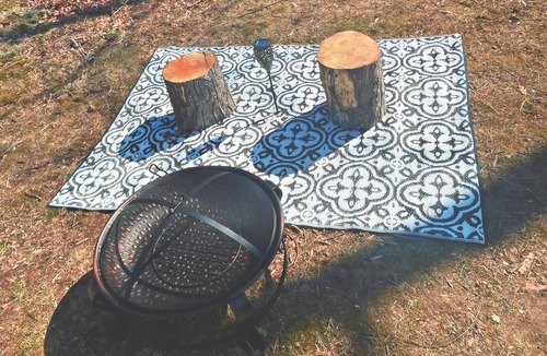 Salem Cottage | Willow Tree Cottage