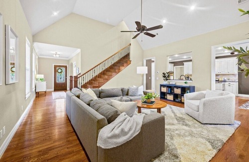 Fayetteville House | Willow Tree Retreat - 10 min to U of A