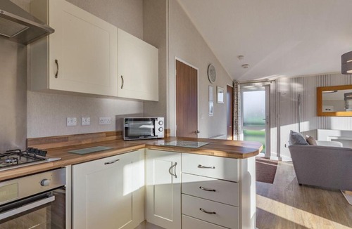 Hinton House | Willow - UKC4528