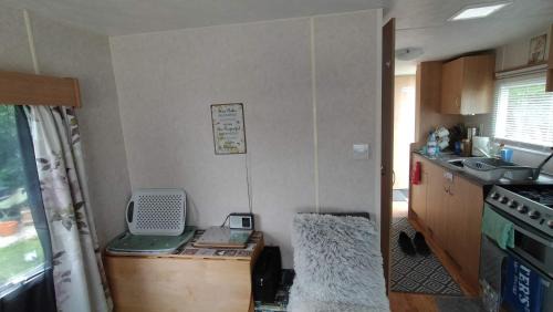 Crowle House | Willows 108 Caravan - 7 Lakes