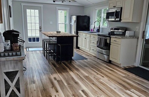 Willsboro House | Willsboro Relaxing Waterfront Getaway