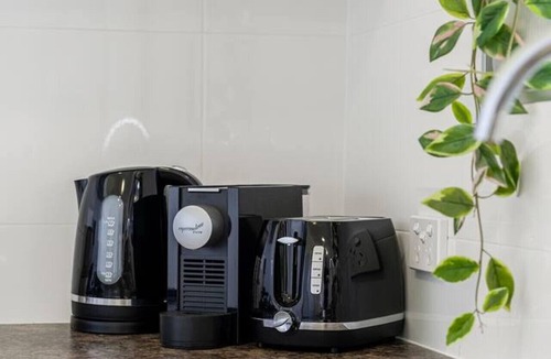 Willunga South House | Willunga House - Fireplace Vineyard Views