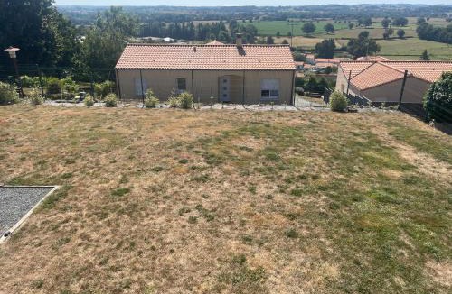 Les Chatelliers-Chateaumur Apartment | Willy et Flo