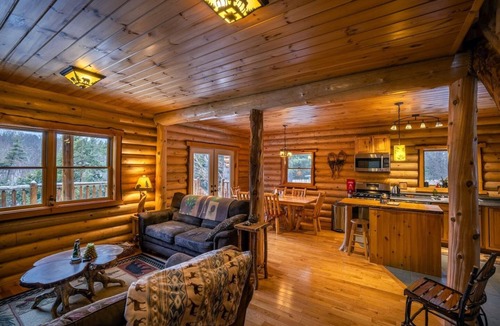 Wilmington House | Wilmington Range Log Cabin on the AuSable River
