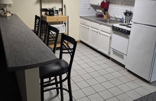 Dryden Apartment | Wilson Lake Inn