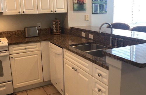 Navarre Beach Condo | Wilson's Beach Dream: April Four Night Specials, 5 Star 3BR 3Bath, Beach Service