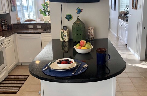 Navarre Beach Condo | Wilson's Beach Dream: April Four Night Specials, 5 Star 3BR 3Bath, Beach Service