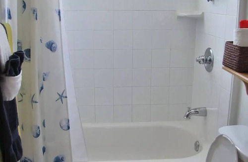 Boutiliers Point Cottage | Wilson's Coastal Club - C2