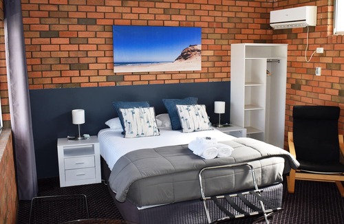 Foster Hotel | Wilsons Promontory Motel