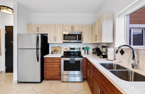 Wilton Manors Apartment | Wilton River Suites (Adults Only)