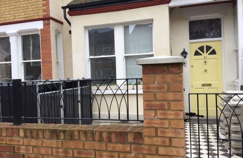 Abbey House | Wimbledon ace rooms all conveniences.