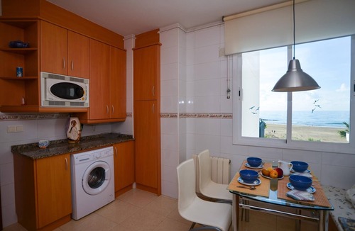 Cubelles Apartment | Winahost El balcón al mar de Cubelles