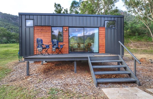 Wolgan Valley Apartment | Winchester Tiny House - Quiet with beautiful scenery.