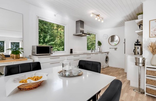 Handrup House | "Winder" - 925m from the sea by Interhome