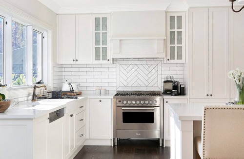 Burradoo House | Windermere – stunning and garden setting