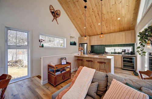 Sainte-Beatrix Ski Chalet | Windermere | UK Inspired Thermal Escape SPA SAUNA