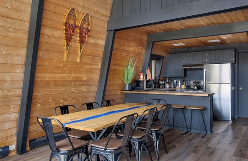 Hensonville Cabin | Windham A-Frame Hot Tub, Game Room & Lake Views