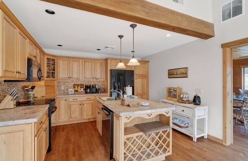 Maplecrest Ski Chalet | Windham LuxeChalet|View | HotTub | Sauna | FirePit