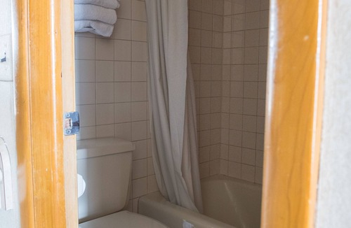 Ortley Beach Hotel | Windjammer Motor Inn