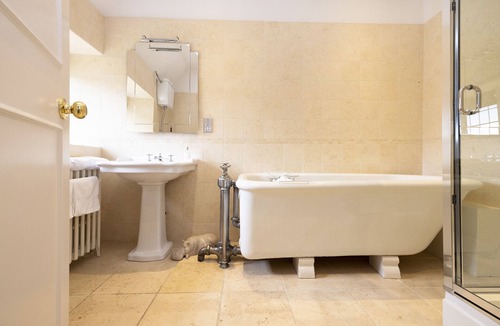 Walkerburn House | Windlestraw