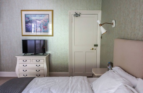 Walkerburn Bed & Breakfast | Windlestraw Guesthouse