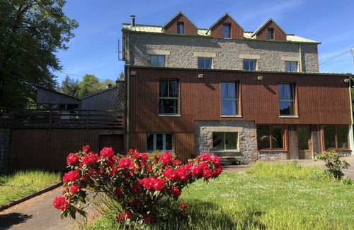 Monthault Cottage | Windmill at the gates of Brittany