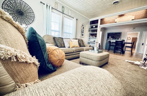 Abilene House | Windmill Inn- Cozy 2-bedroom house near South Downtown Abilene