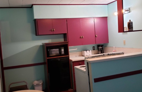 Lynden Hotel | Windmill Inn Lynden