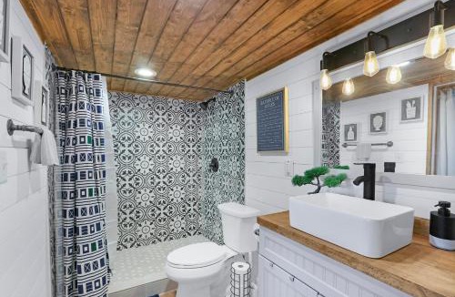 Wimberley House | Windmill Ranch- Stardust Cottage