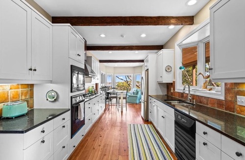 Georgetown House | Windows on the Water