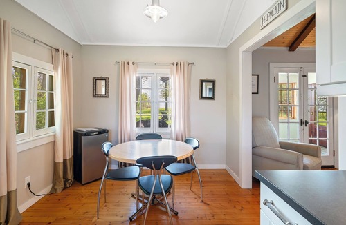Fort Erie Cottage | Windpoint Cottage