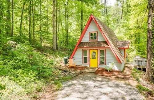 Flintstone House | Windsong Chalet