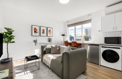 St Kilda Apartment | Windsor Apartments by Urban Rest