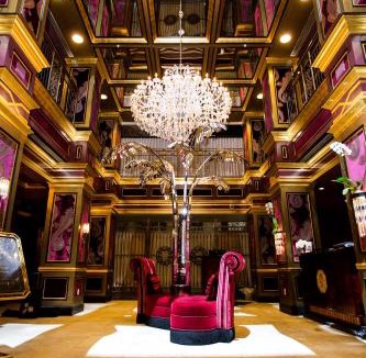 Bloor-Yorkville Hotel | Windsor Arms Hotel