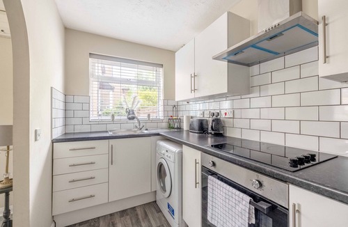 Slough House | Windsor Burnham Ascot One Bedroom Haven