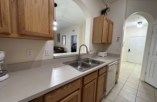 Windsor Hills Condo | Windsor Hills 3 Bed Condo! Great Rates!