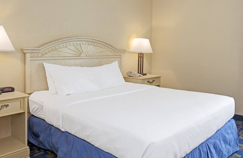 East Windsor Hotel | Windsor Hotel