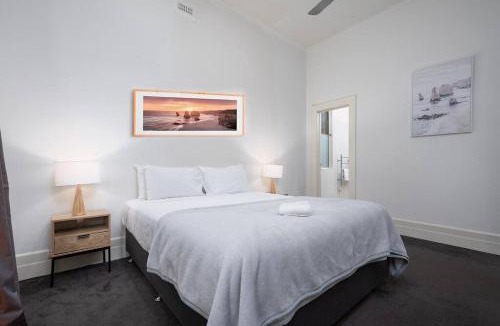 Windsor House | Windsor Nightlife Retreat