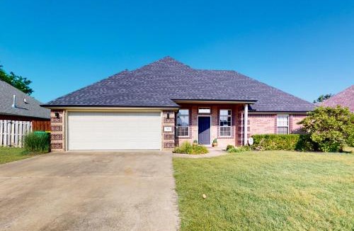 Centerton House | Windsor Retreat
