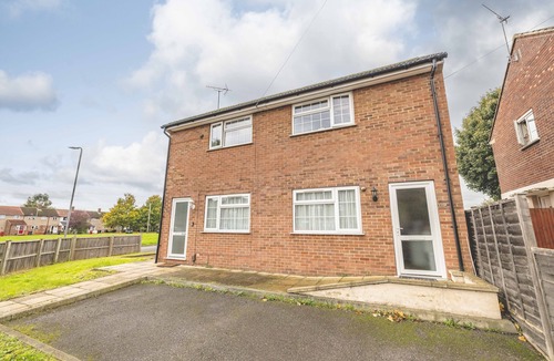 George Green House | Windsor/Wexham Cosy Home form Home