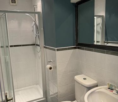 Runnymede House | Windsor Wine and Dine