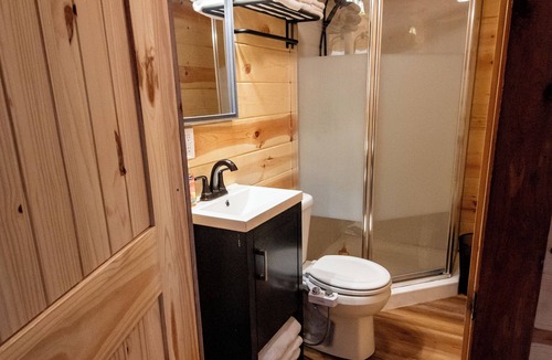 Marshall Hotel | Windstorm Cabin