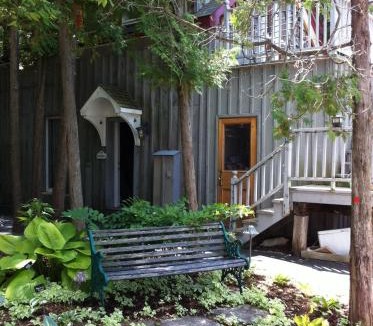 Trent Hills House | Windswept on the Trent