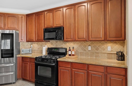 Greenacres House | Windward Bay Executive 3BR Office Home Pool