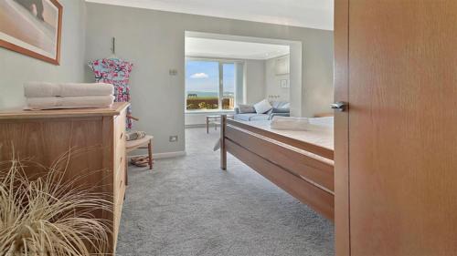 Lee-on-the-Solent House | Windward Retreat